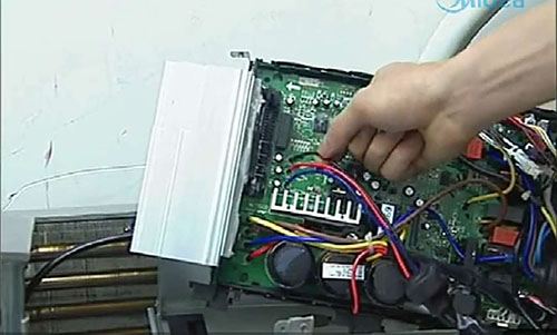 沙湾美的空调电话是多少